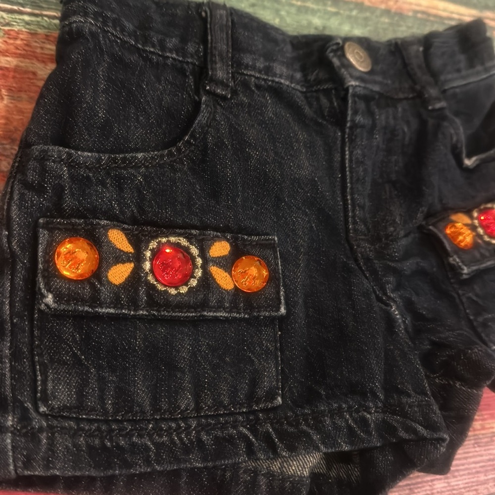 Two pairs of size 18-24 month denim shorts - Picture 7 of 7